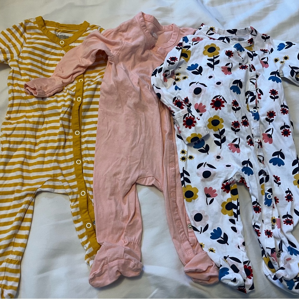 Mighty goods pack of 3 button onesies size 6 months